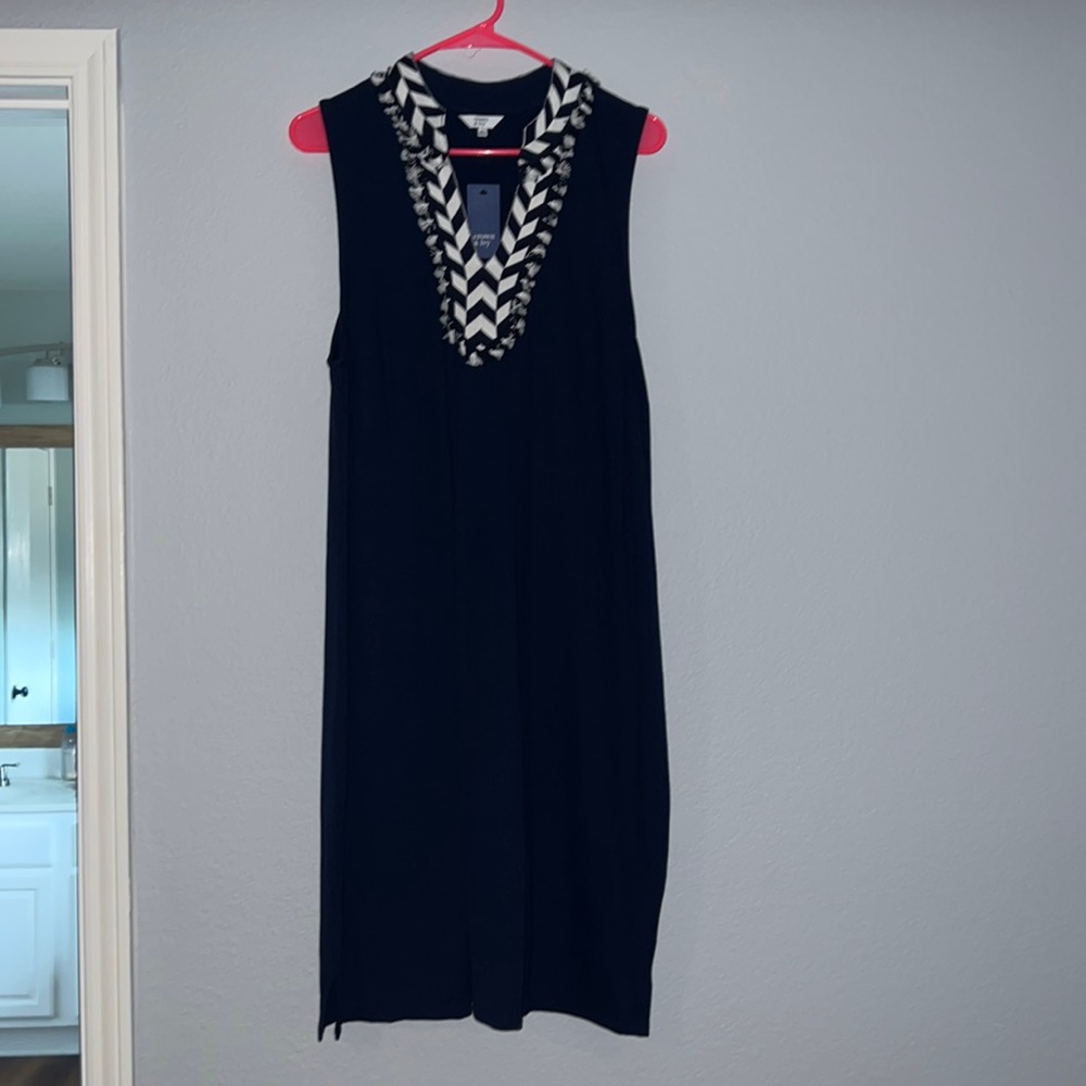 Sleeveless dress